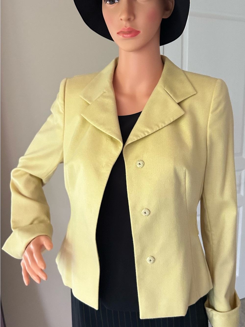 Akris Pale Yellow Tailored Blazer
